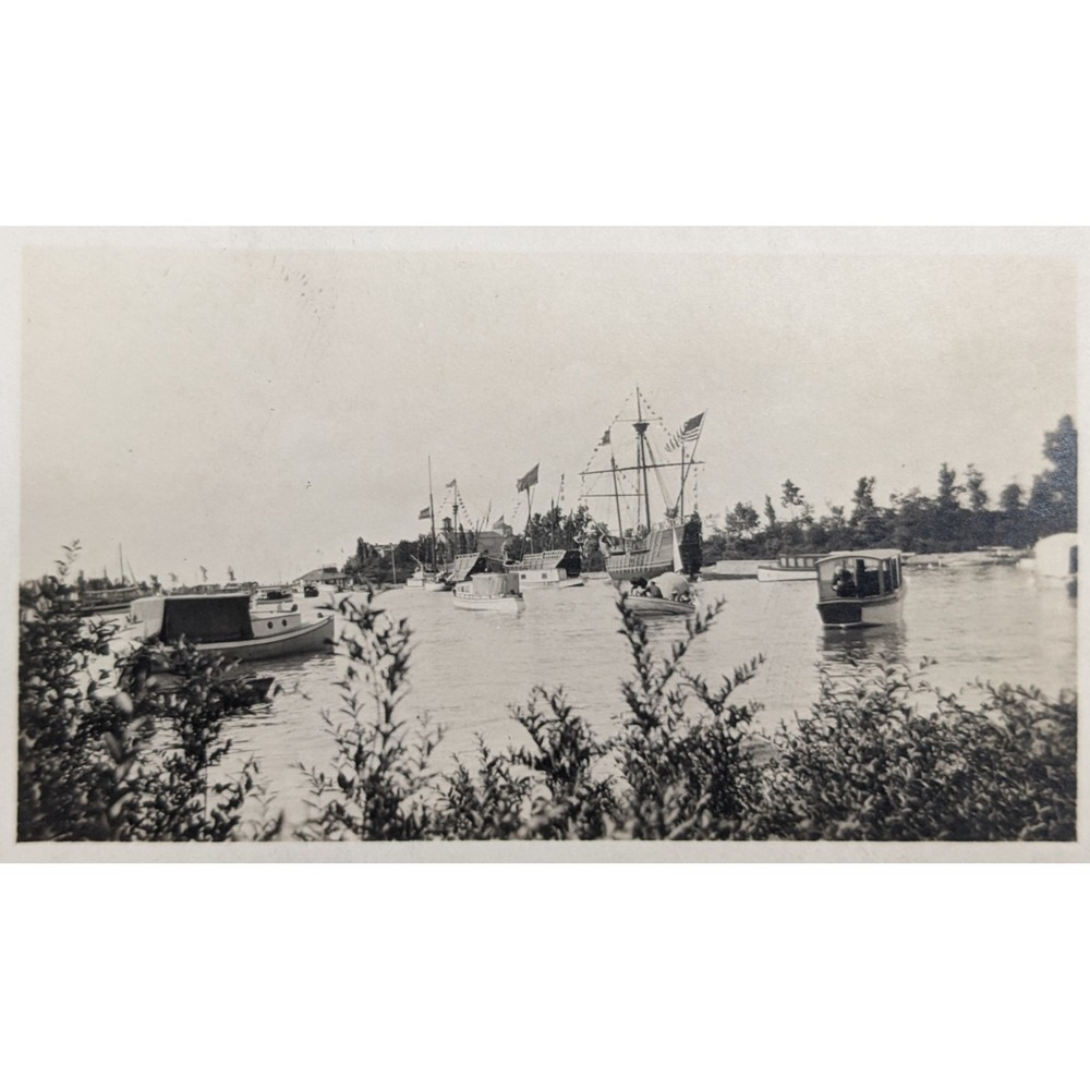 Chicago IL Columbus Caravels Santa Maria Nina Pinta Jackson Park c.1910s RPPC
